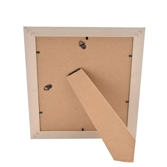 Impressions Wood Effect Photo Frame – image 4
