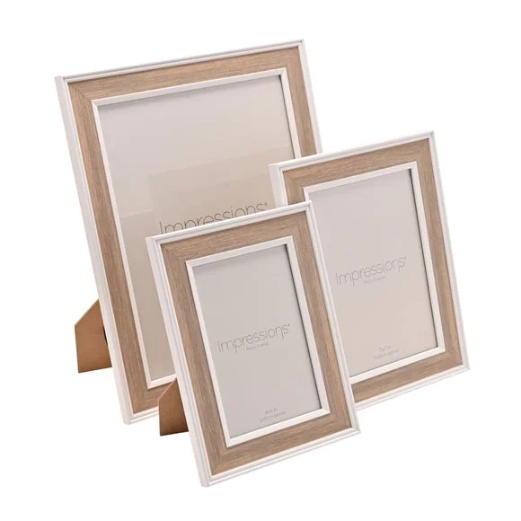 Impressions Wood Effect Photo Frame – image 5