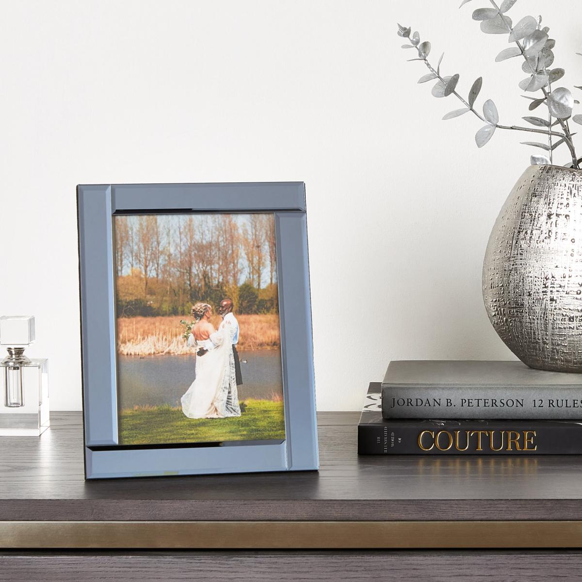 Luxe Smoked Photo Frame 7" x 5" (18 x 13cm) Grey – image 1