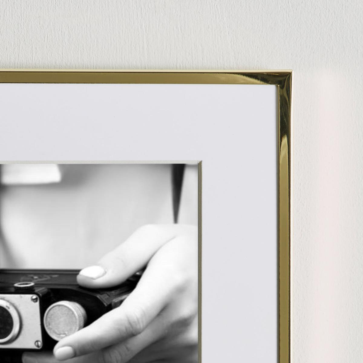 Skinny Gold Edge Frame 8" x 10" (20cm x 25cm) Gold – image 3