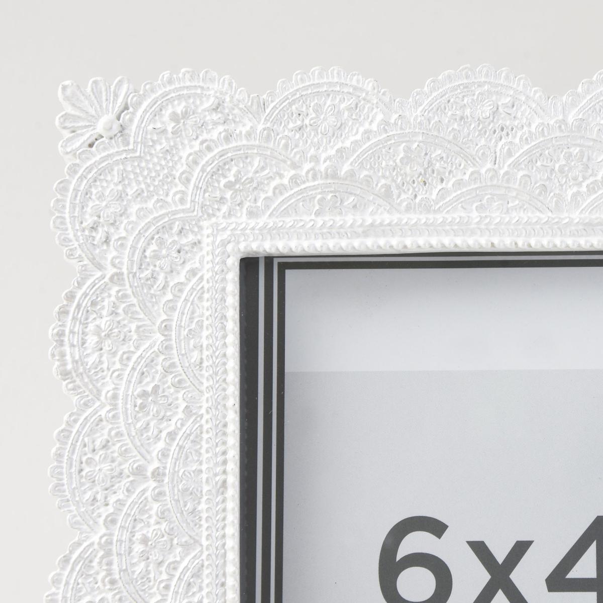 Pearl Lace Effect Photo Frame 6" x 4" (15cm x 10cm) White – image 2