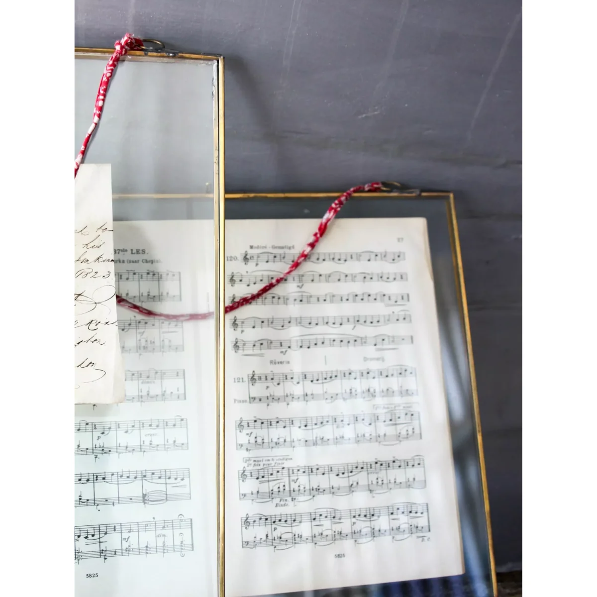 Nkuku Kiko Glazed Landscape Photo Frame, Antique Brass – image 4