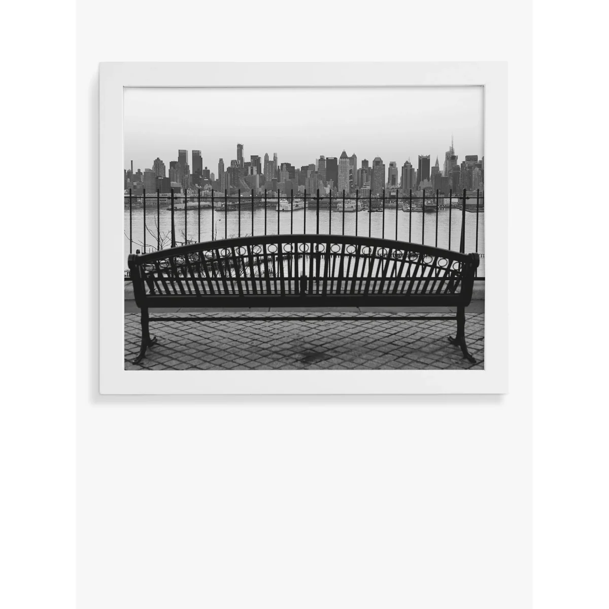 Gallery Perfect Multi-aperture Floating Photo Frame Set, 11 Photo – image 5