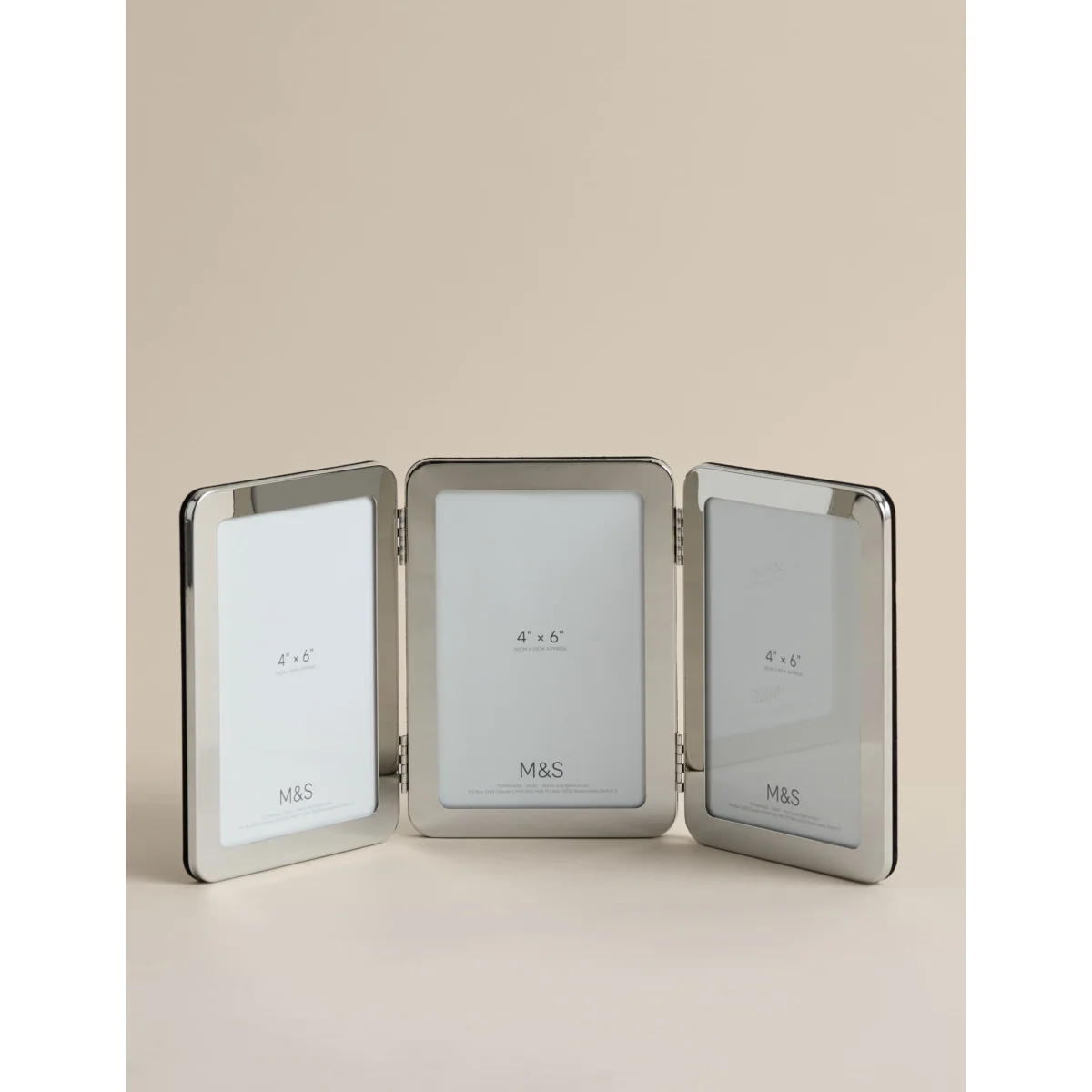 M&S Thick Rounded Triple Photo Frame 4x6 inch Silver – image 2