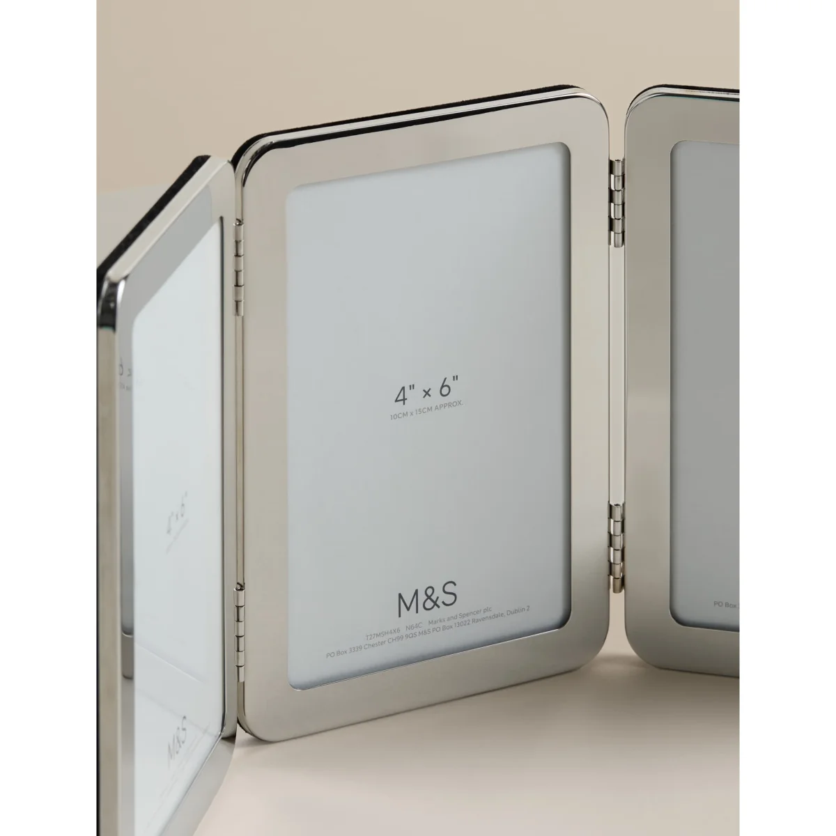 M&S Thick Rounded Triple Photo Frame 4x6 inch Silver – image 3