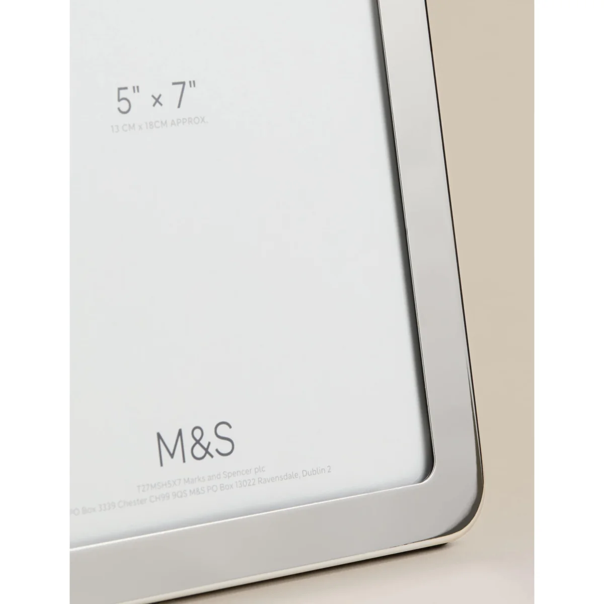 M&S Thick Rounded Photo Frame 5x7 inch Silver – image 3