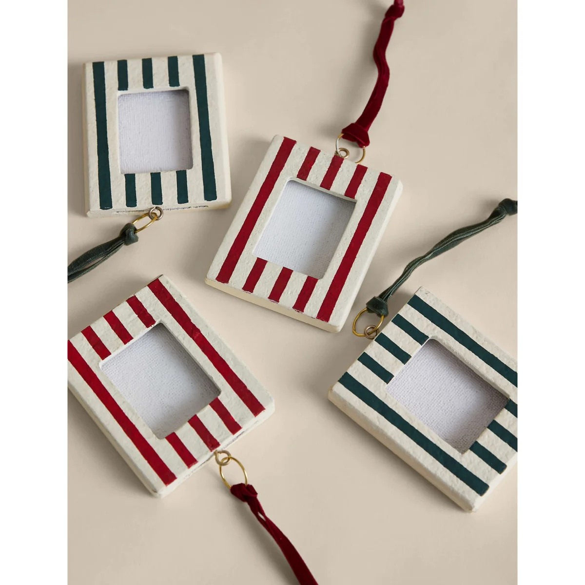 M&S 4 Pack Paper Hanging Striped Photo Frame Decorations Multi – image 2