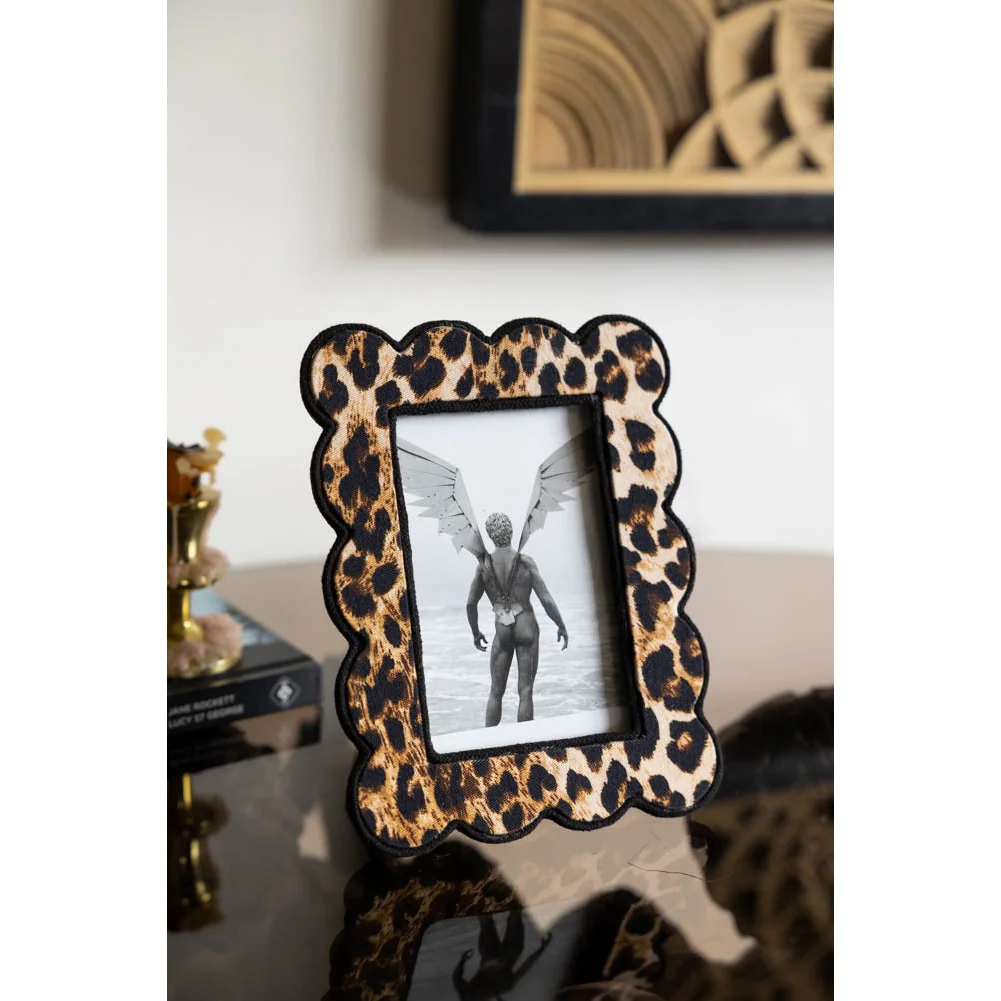 Scalloped Leopard Print Photo Frame – image 2