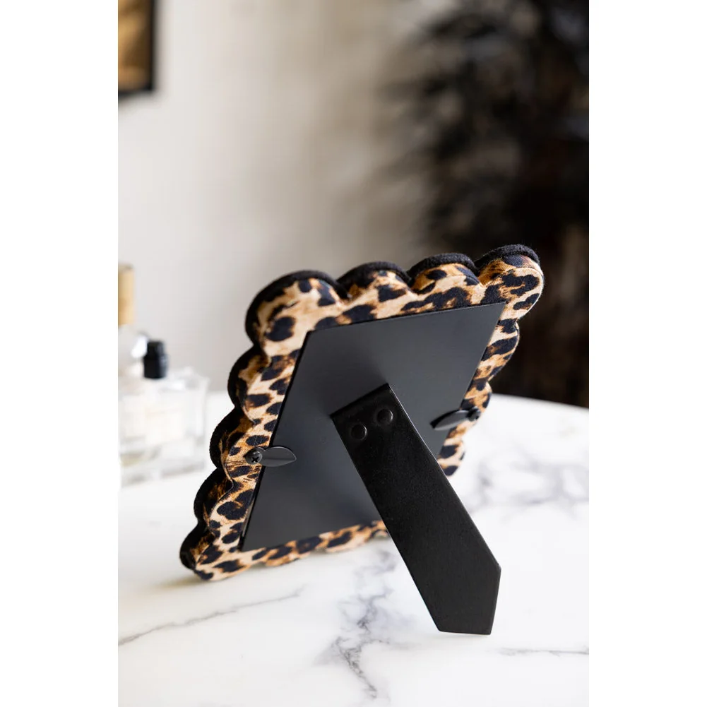 Scalloped Leopard Print Photo Frame – image 4