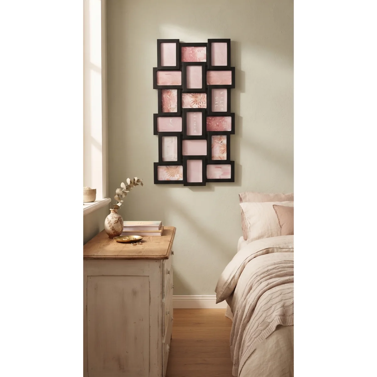 New Design 18 Multi Photo Frame White Lining Border 102x53Cm - Blacky – image 2