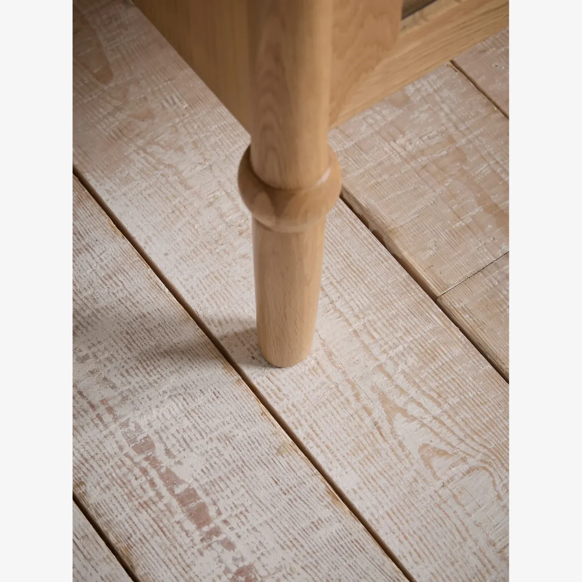 Yanika Sideboard – image 1