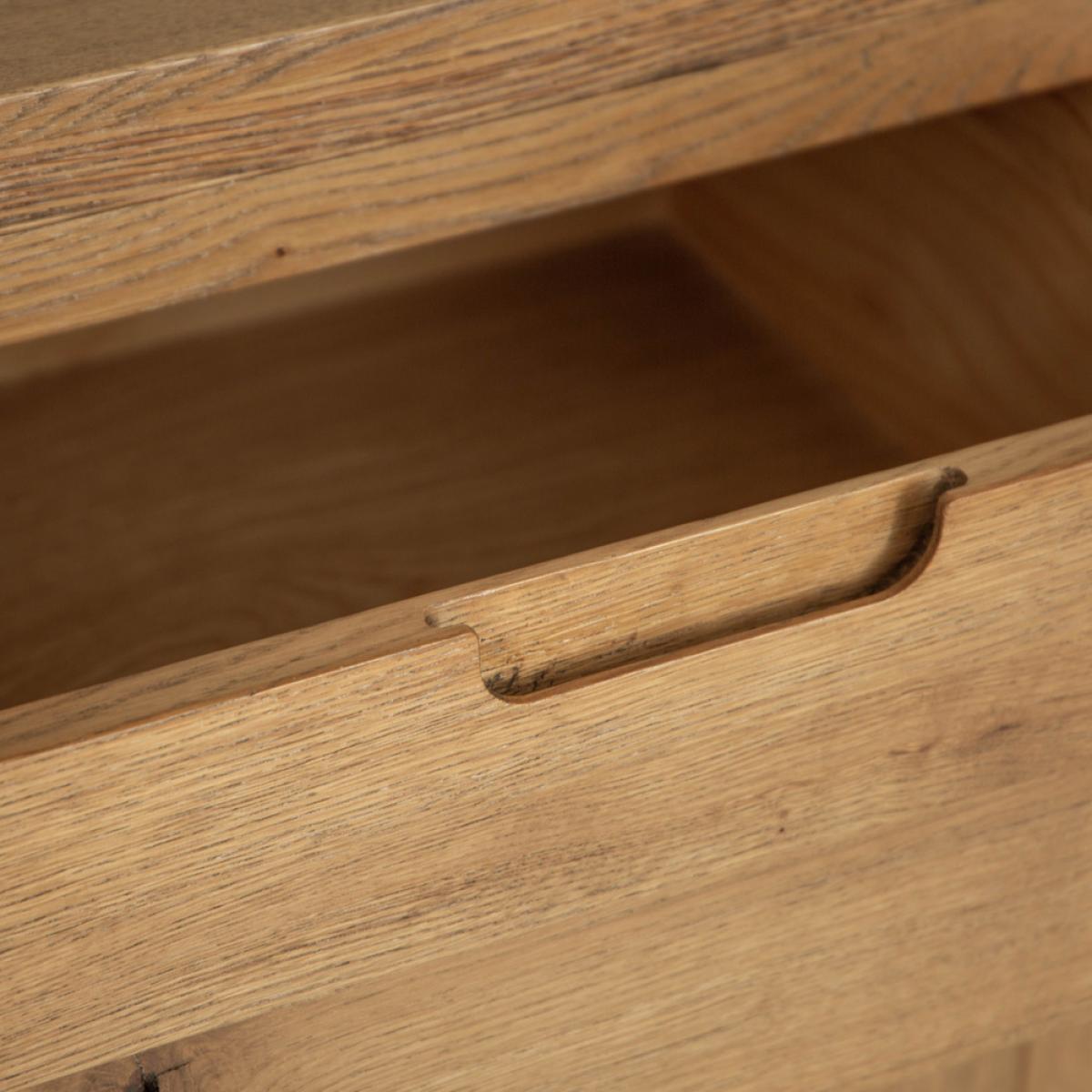 Oslo Chunky Oak Small 2 Door Sideboard – image 7