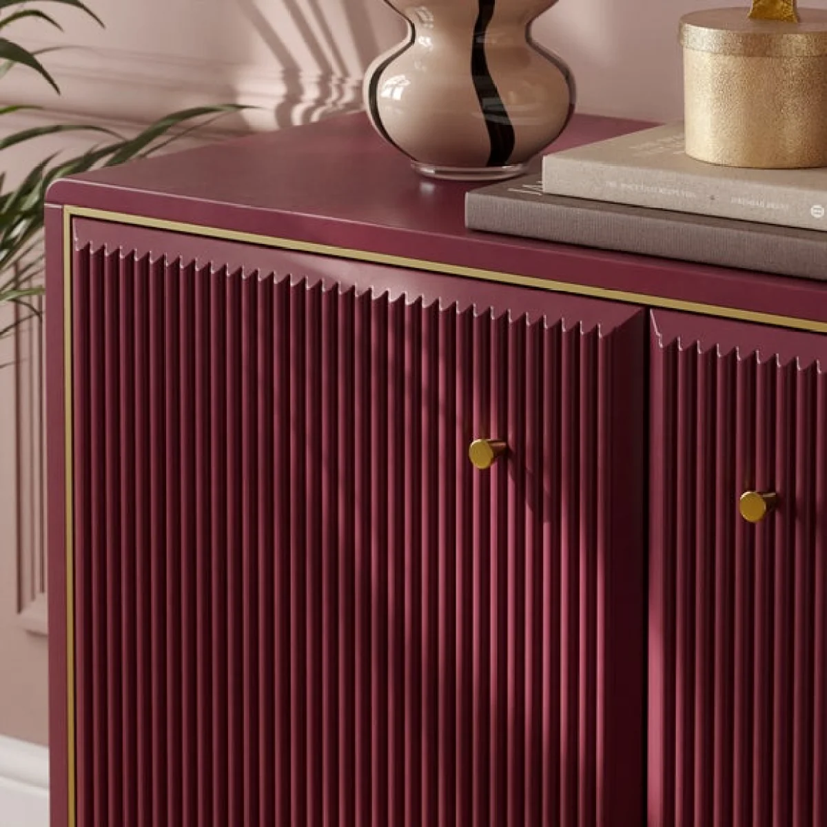 Daphne Extra Wide Sideboard – image 3