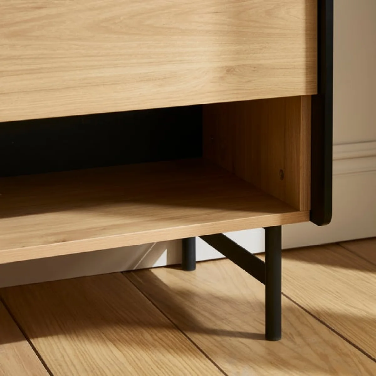 Chilton 3 Door Sideboard – image 4