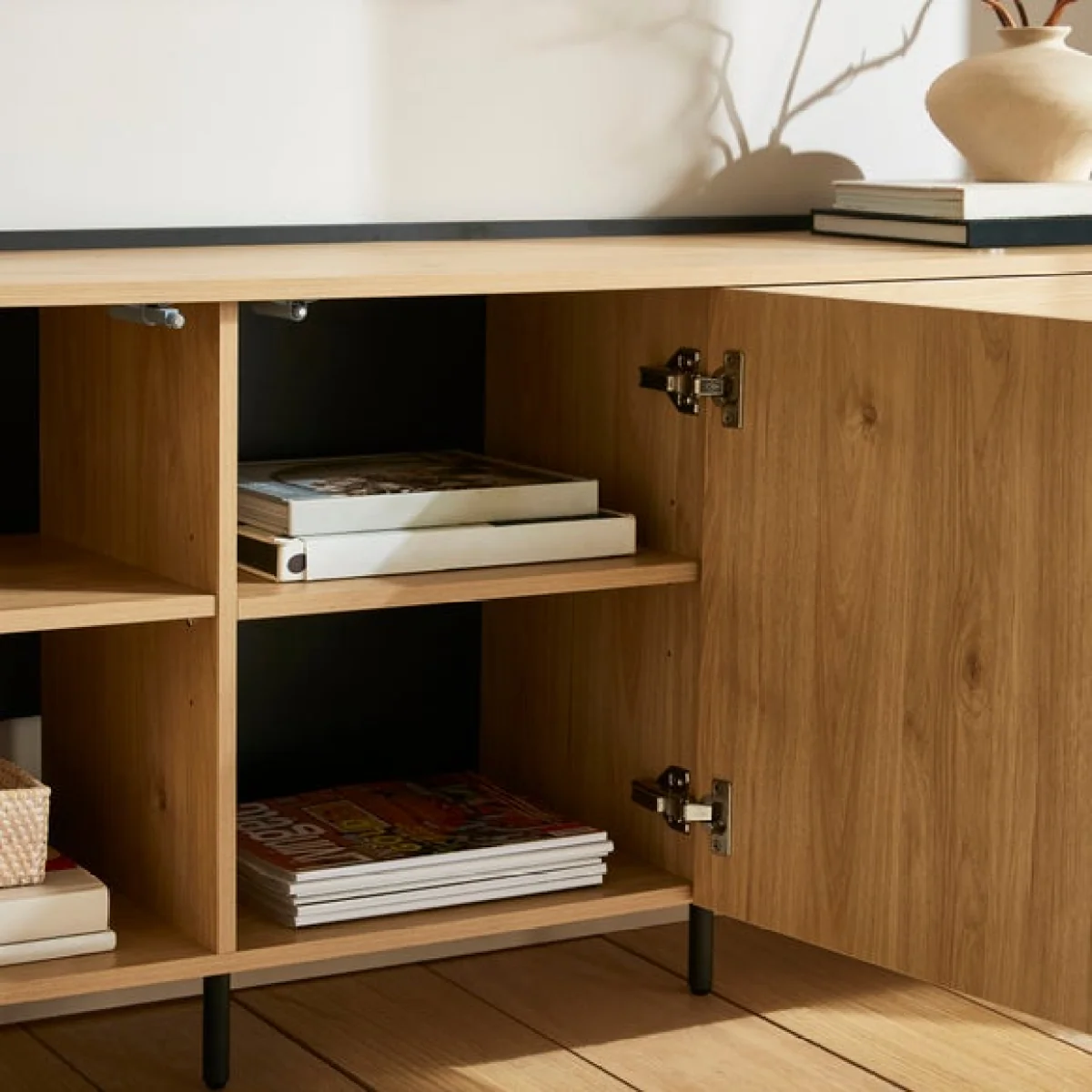 Chilton Extra Wide Sideboard – image 3