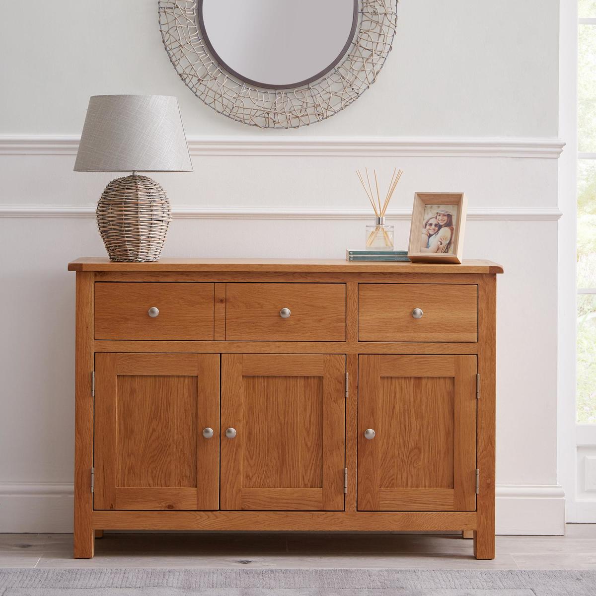 Bromley Oak Large Sideboard Light Oak – image 3