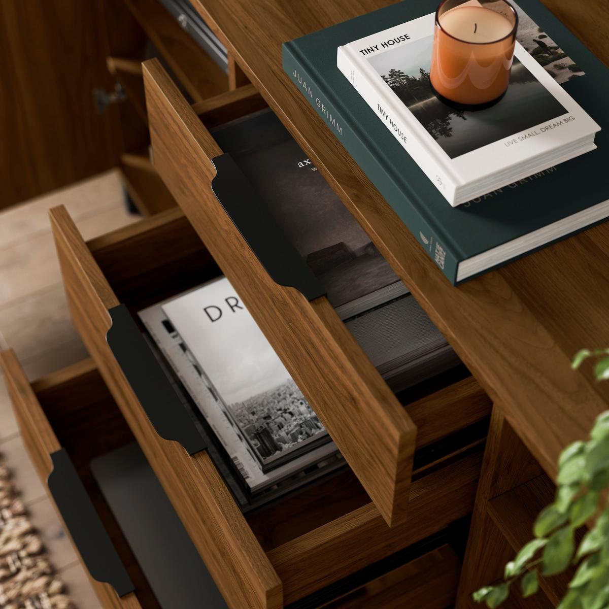 Reynolds Large Sideboard Walnut – image 4