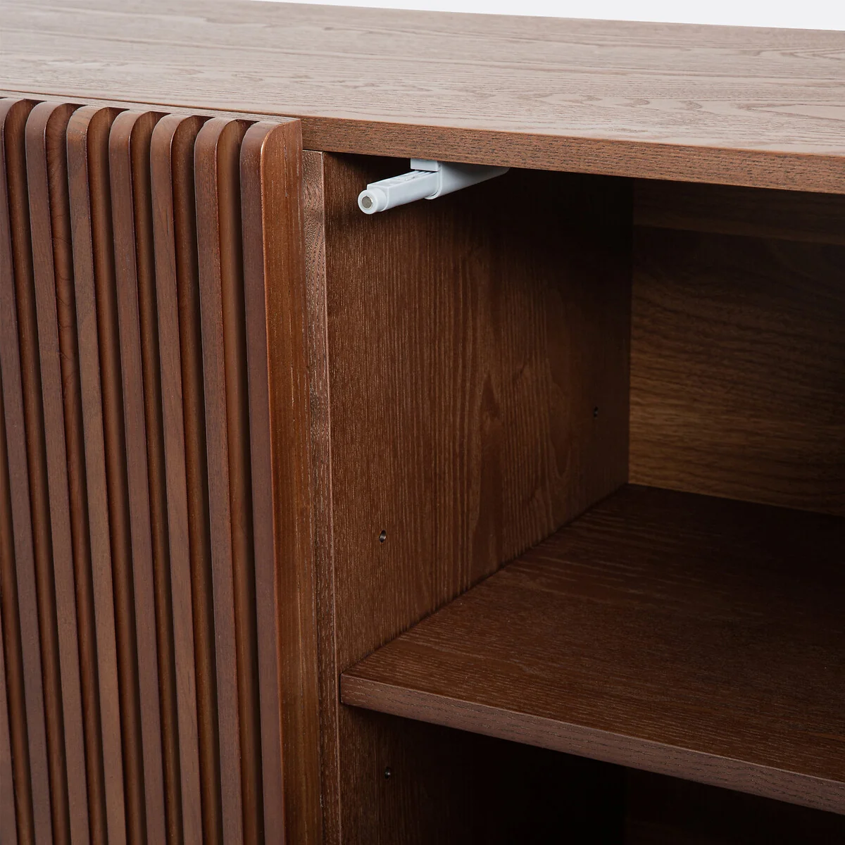 Neottie 2-Door Tall Sideboard – image 5