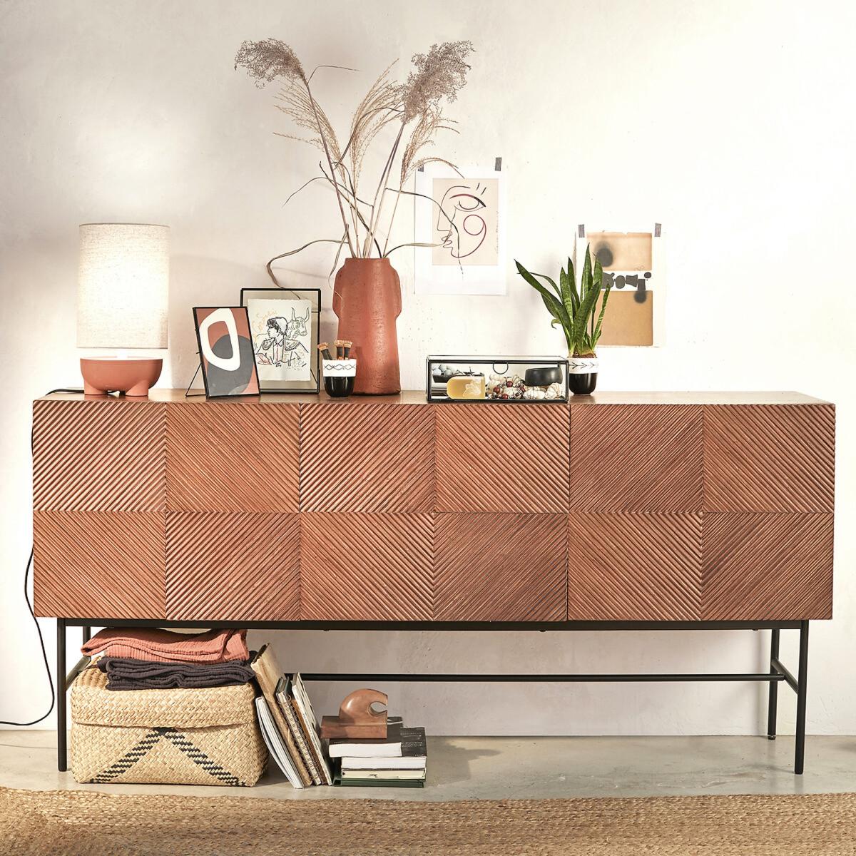 Jerem Oak Veneered Textured Sideboard – image 9