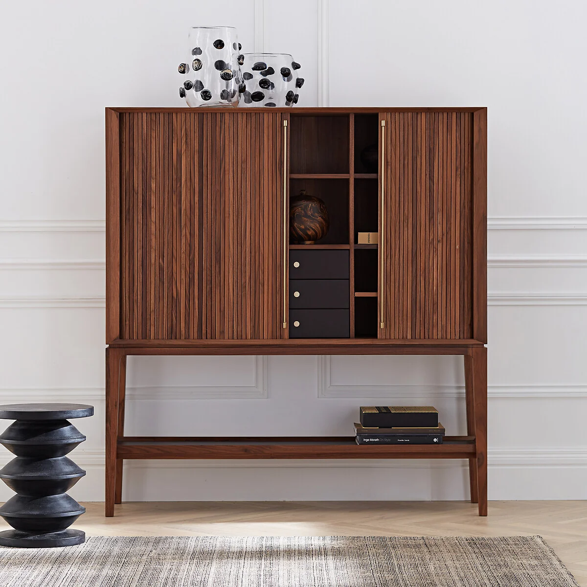 Liamca Sideboard/bar in Walnut Veneer and Leather – image 2