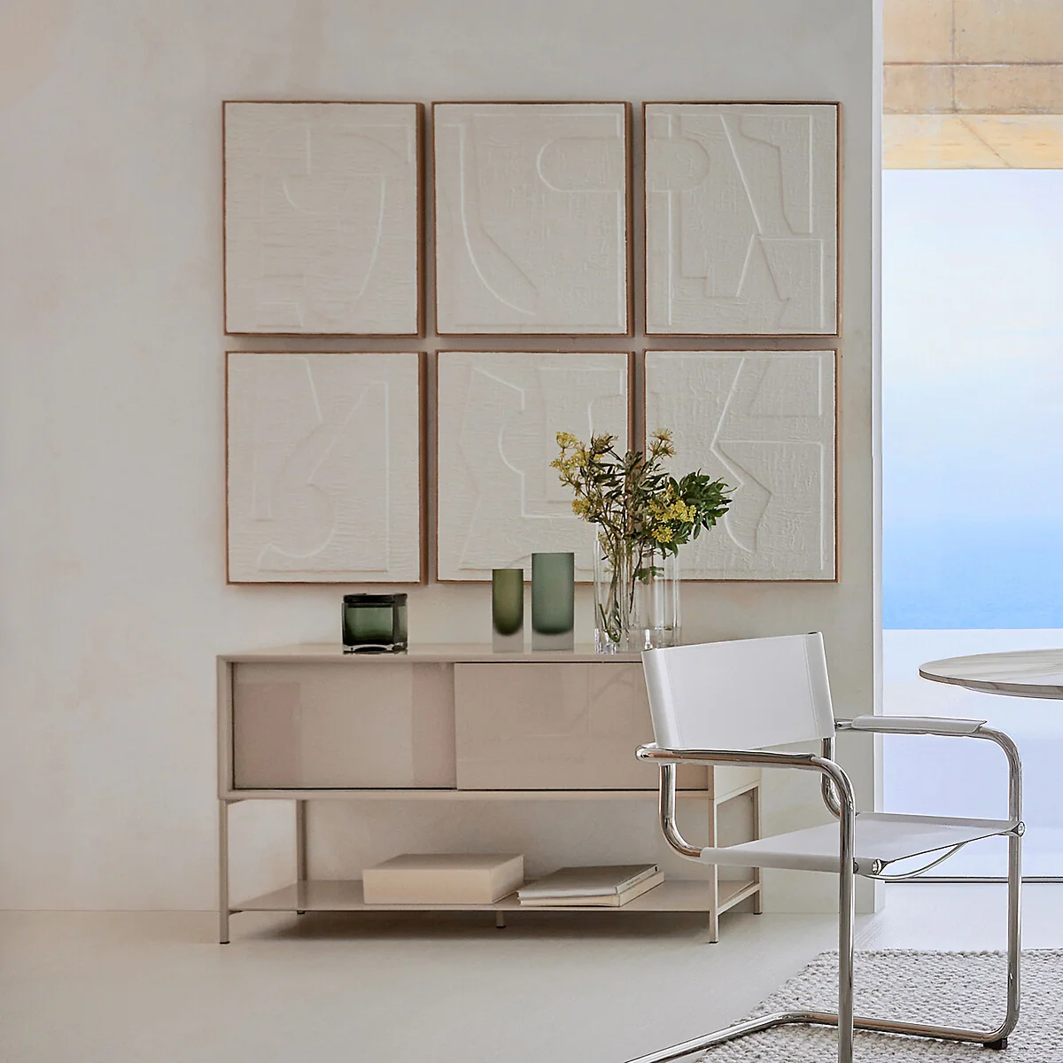 Mambo Lacquered Finish Sideboard – image 2
