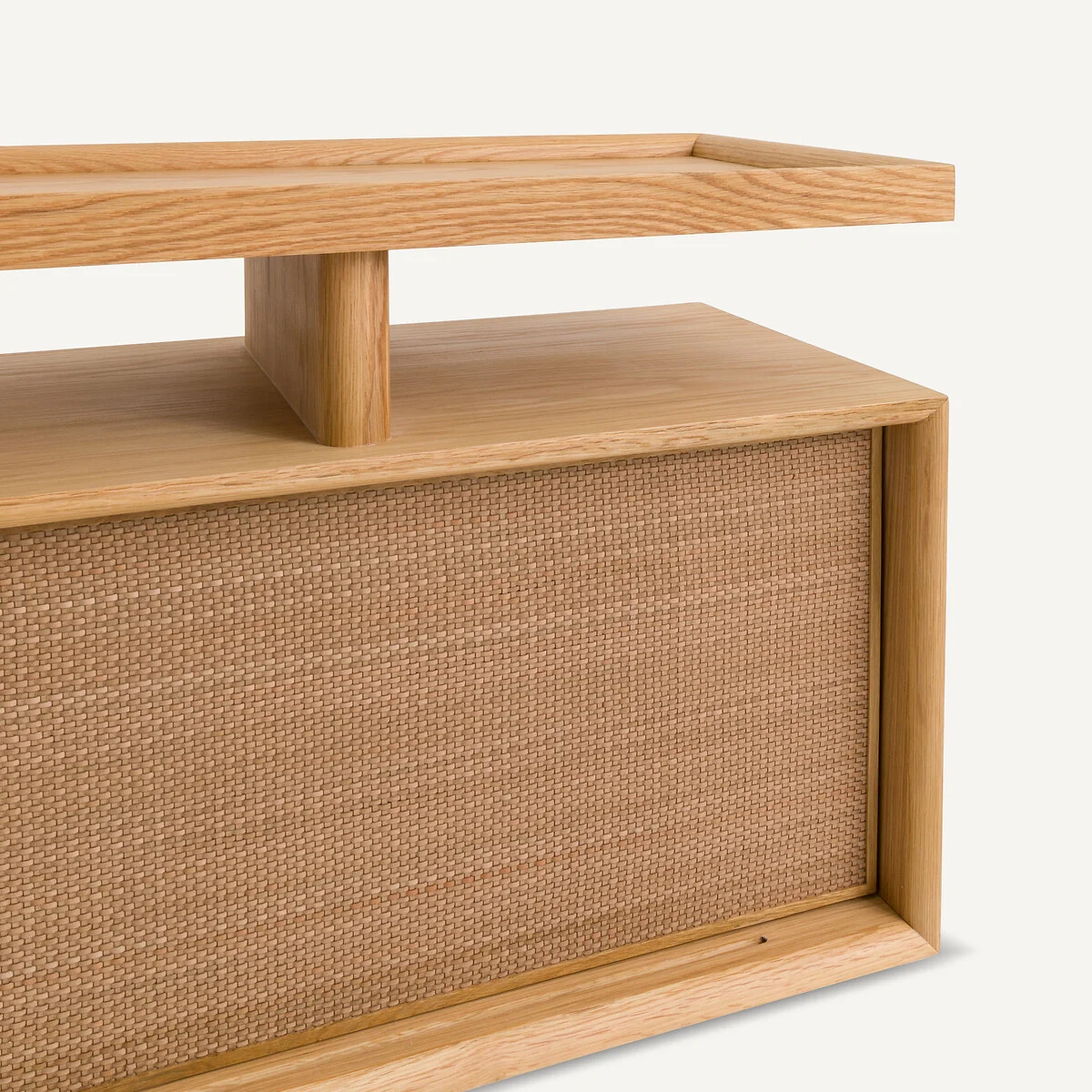 Propono Console Sideboard in Oak Veneer and Leather – image 5