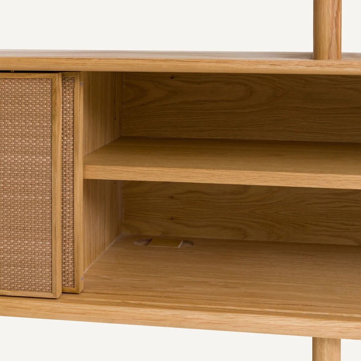 Propono Console Sideboard in Oak Veneer and Leather – image 7