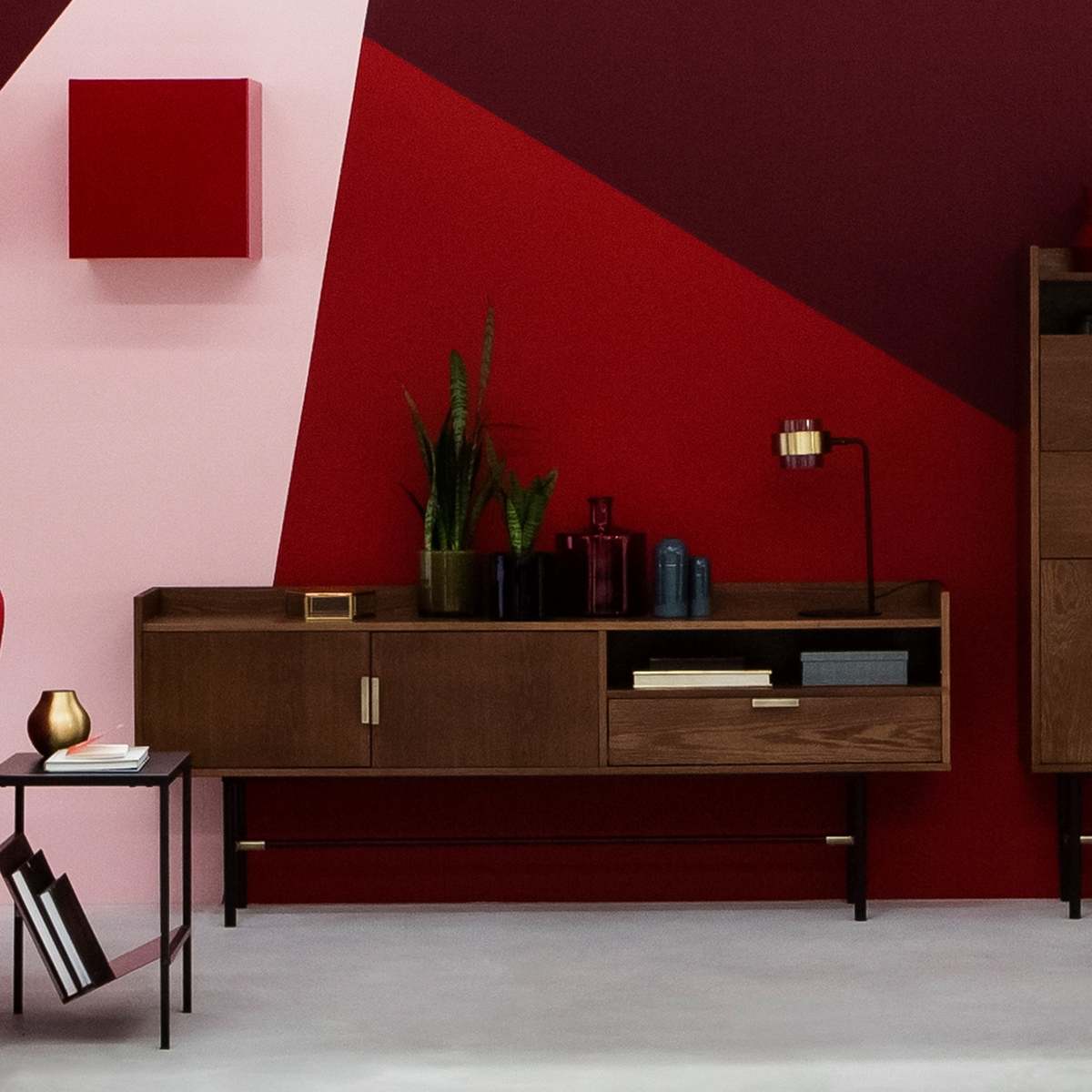 BOTELLO Retro-Style Walnut Sideboard – image 3