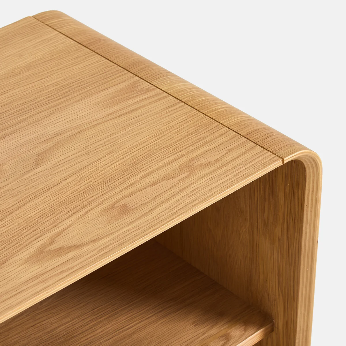 Redag 2-Door Oak Veneer Sideboard – image 3