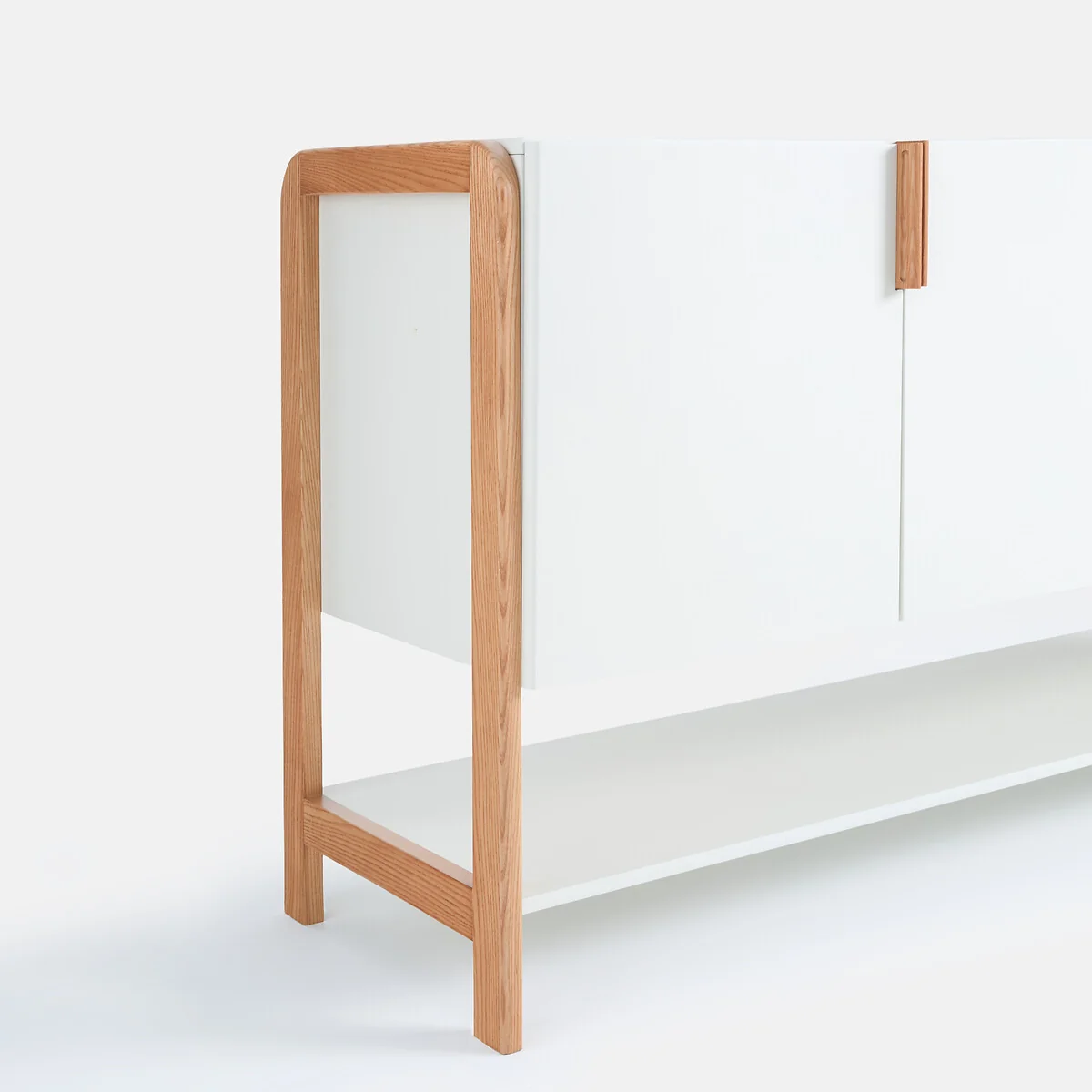 Lumeko 3-Door Sideboard – image 8