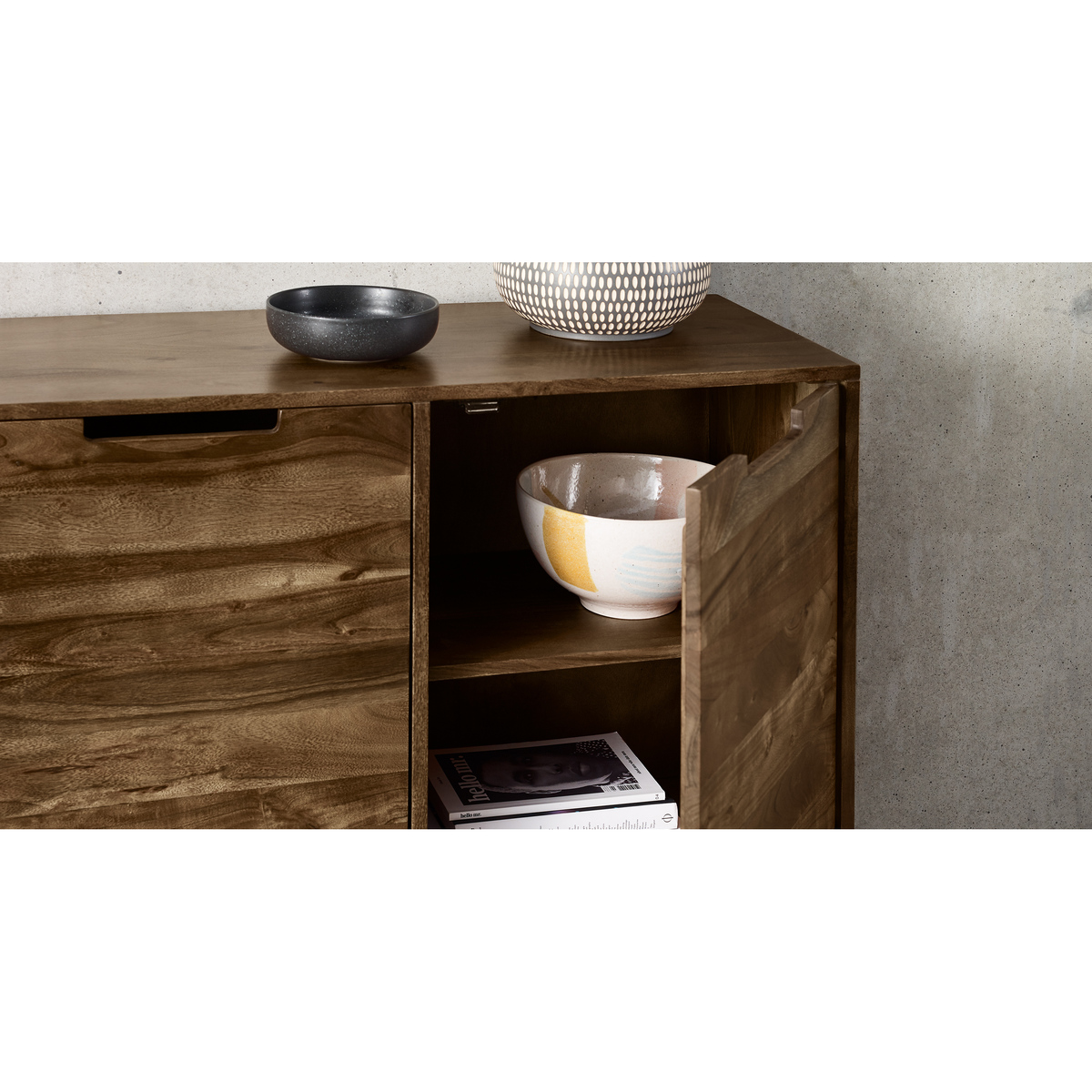 Tayma 3 Door Sideboard, Acacia and Brass – image 5