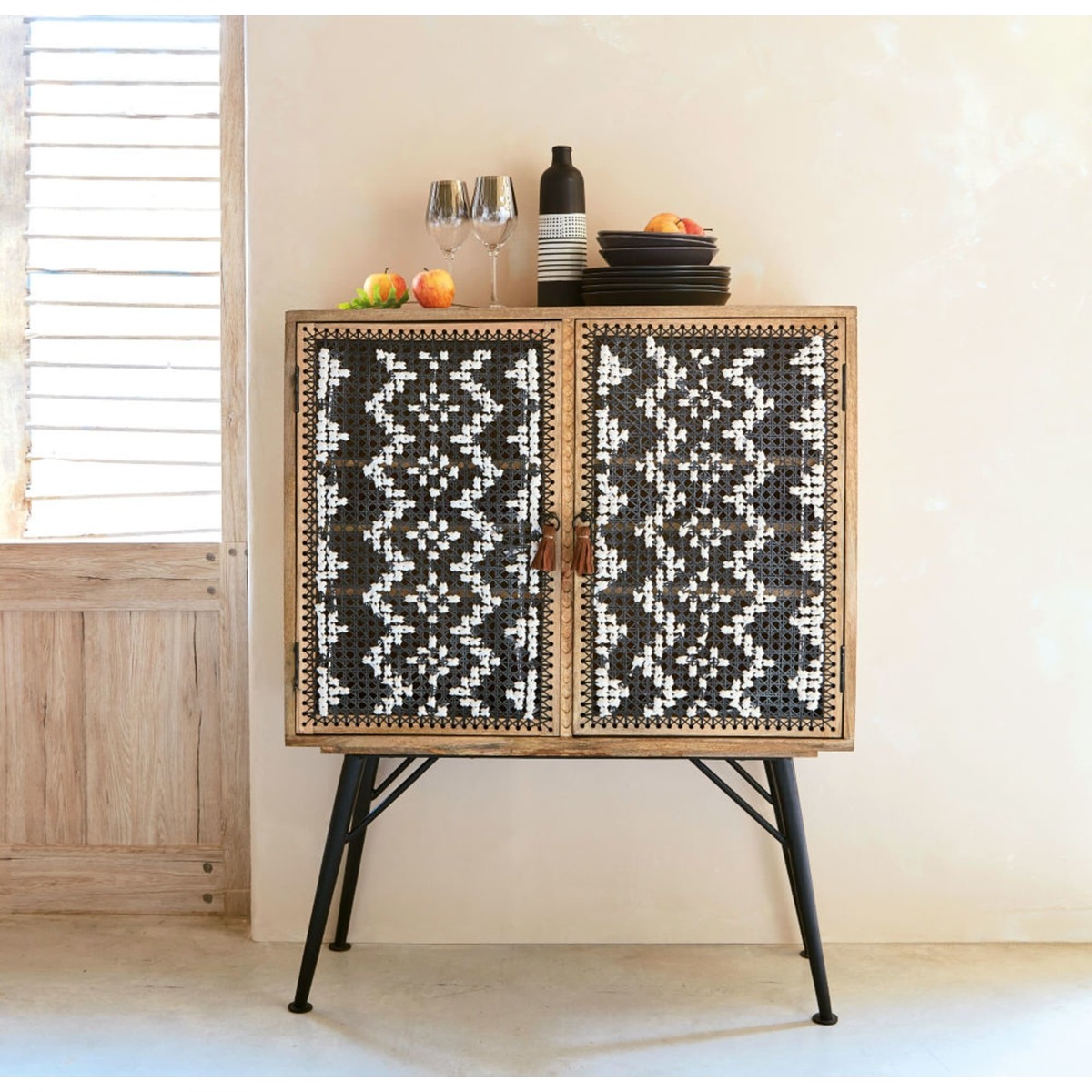 Black Metal and Solid Mango Wood 2-Door Storage Cabinet Apache – image 8