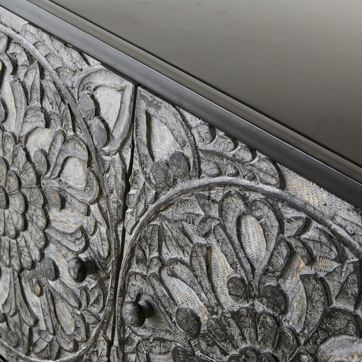 Carved Mango Wood and Black Metal 3-Door Sideboard Topaze – image 3