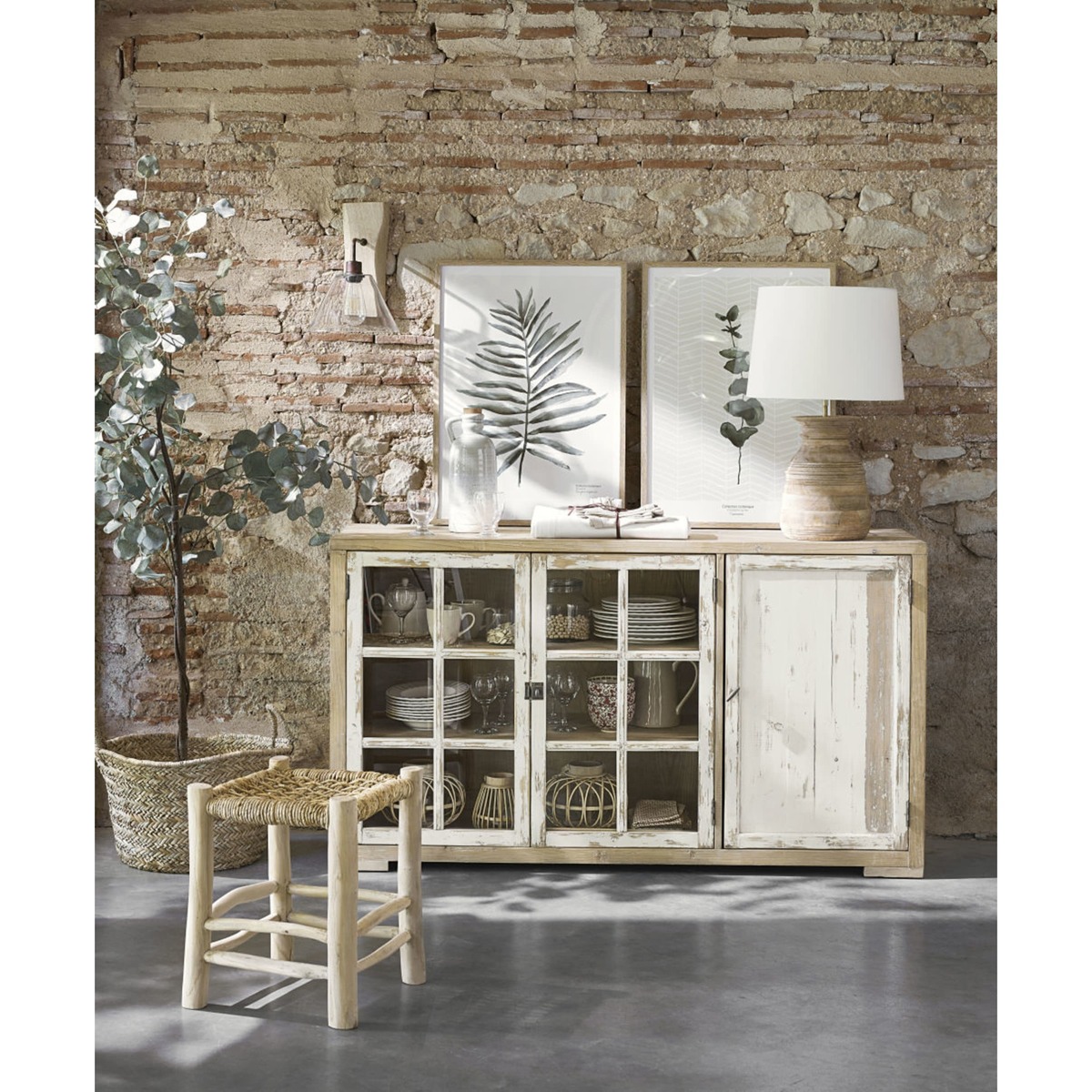 White Recycled Pine and Tempered Glass 3-Door Sideboard Kinfolk – image 4