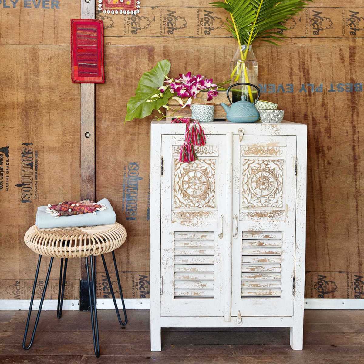 SALVADOR - Patinated white mango wood 2-drawer sculpted sideboard – image 7