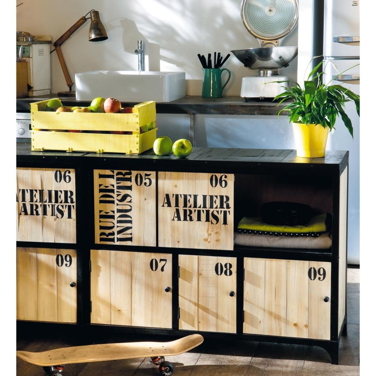 DOCKS - Fir and Black Metal Industrial Sideboard – image 8
