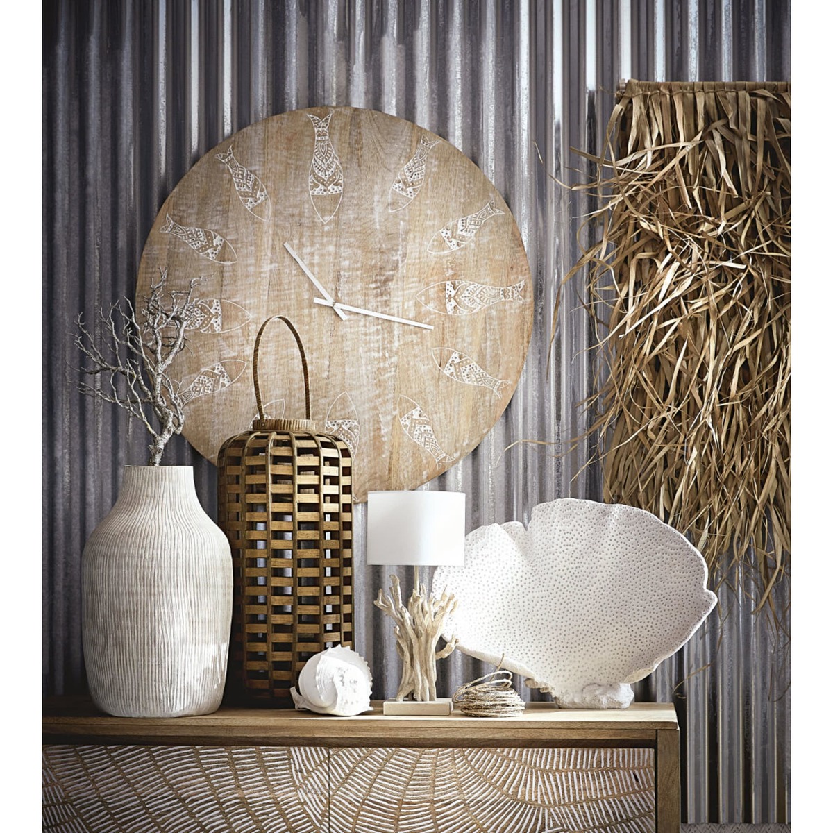 Carved Solid Mango Wood 2-Door Sideboard Boracay – image 5