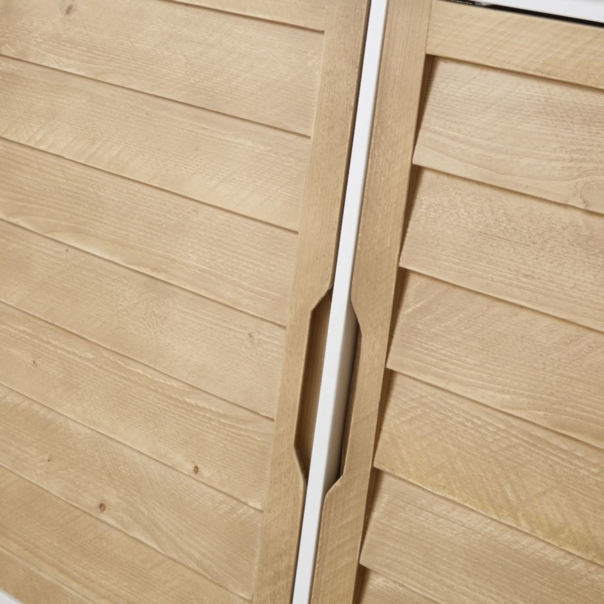 Two-Tone 2-Door Solid Spruce Sideboard Esterel – image 3