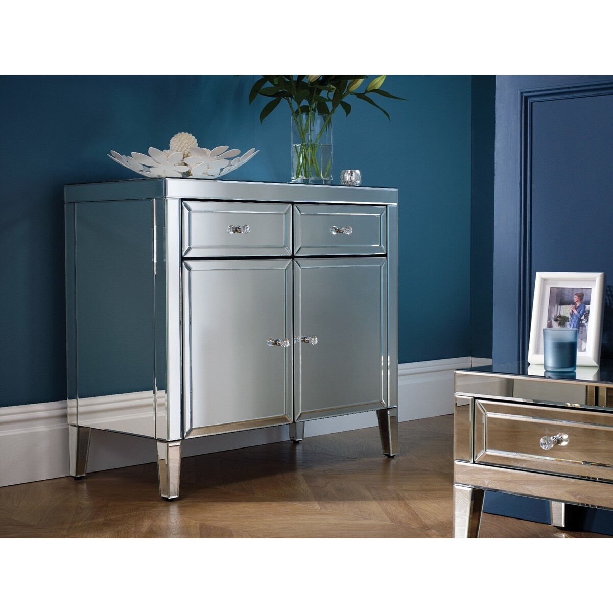 Mila 2 Drawer 2 Door Sideboard – image 3