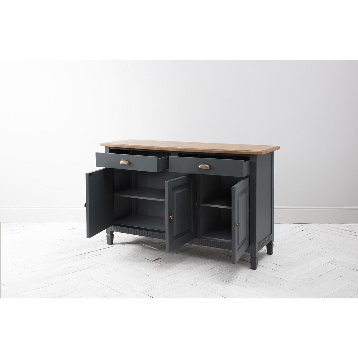 Sienna Sideboard in Myrtle Green – image 6