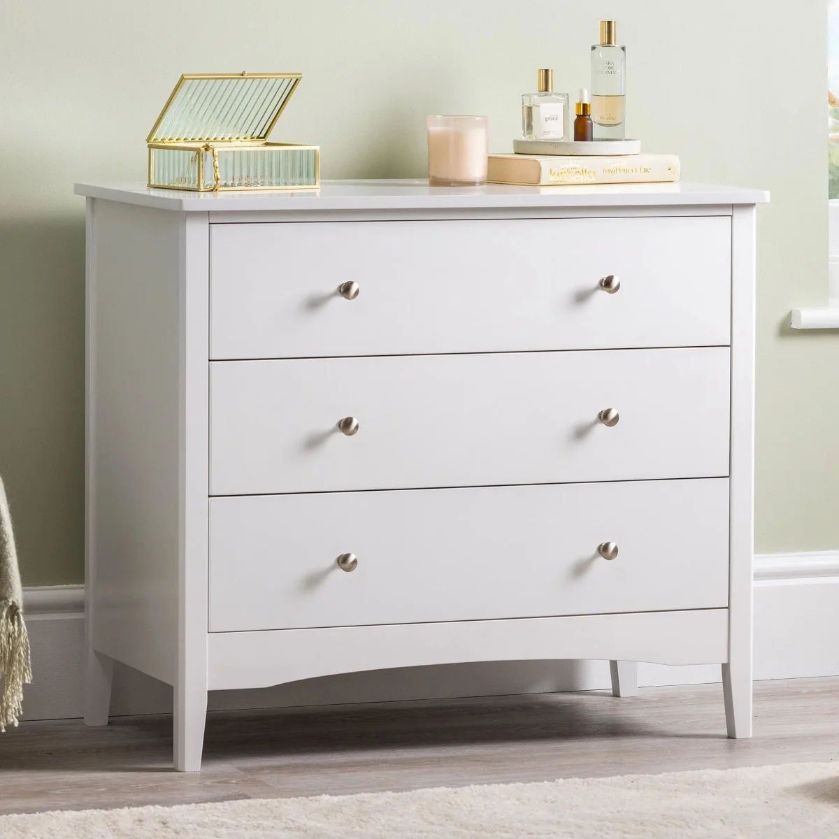 Ilsington 3 Drawer Chest of Drawers – image 2