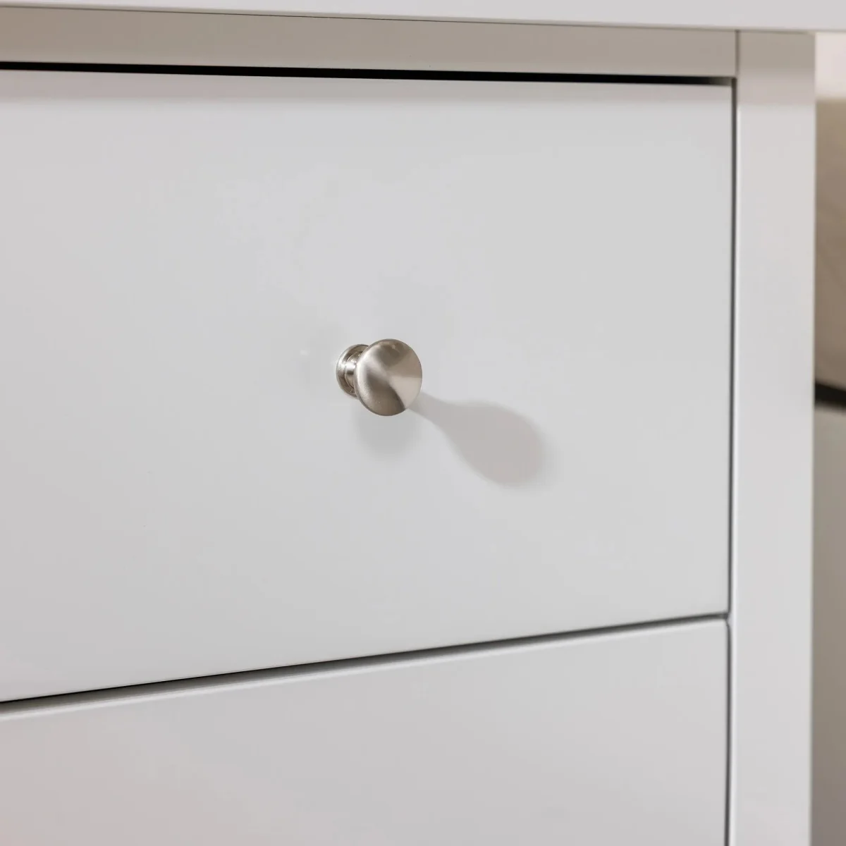 Ilsington 3 Drawer Chest of Drawers – image 4
