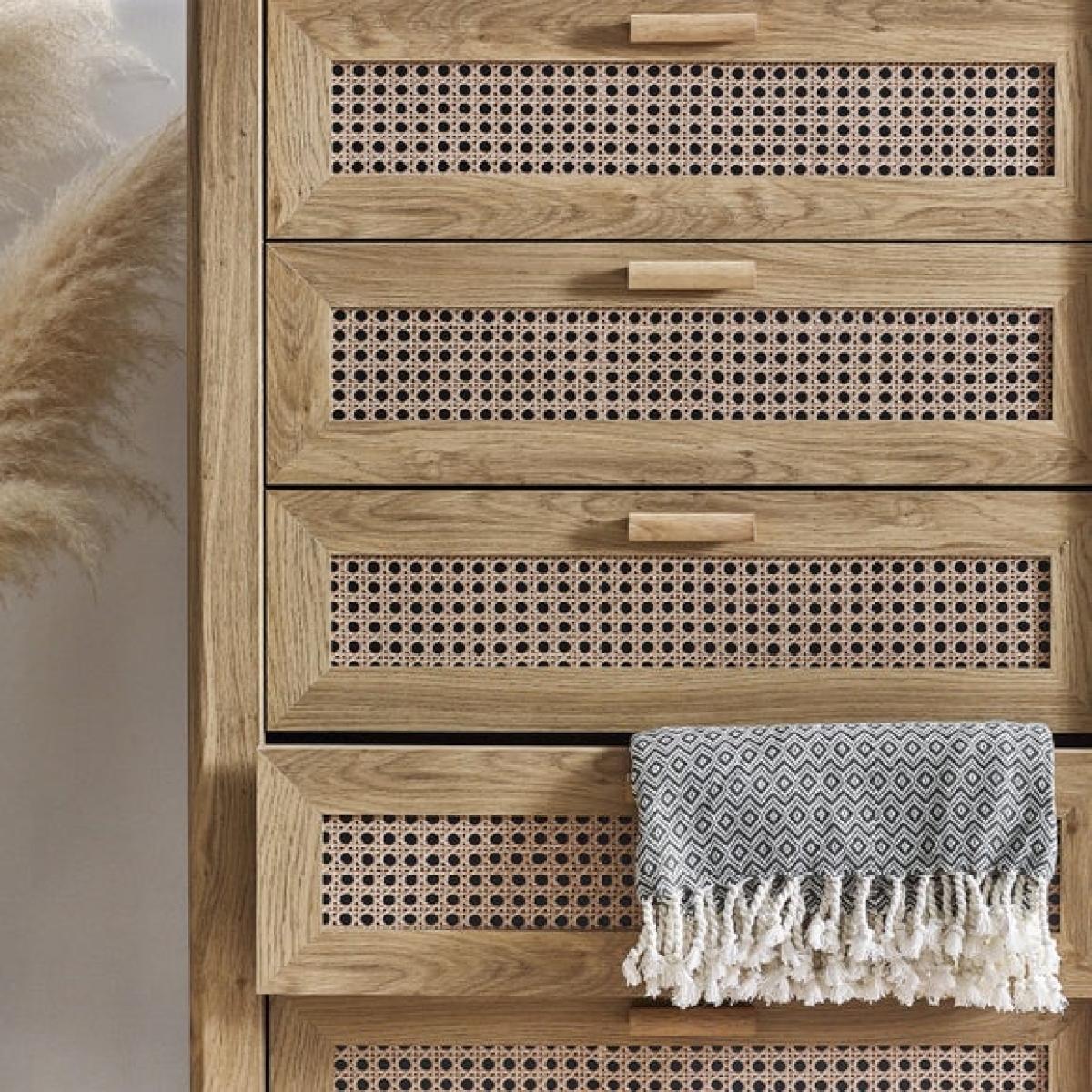 Return - Victor 5 Drawer Chest – image 6