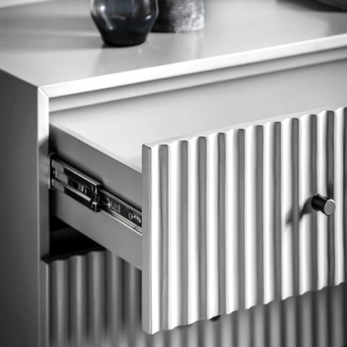Return - Baybridge 3 Drawer Chest – image 3