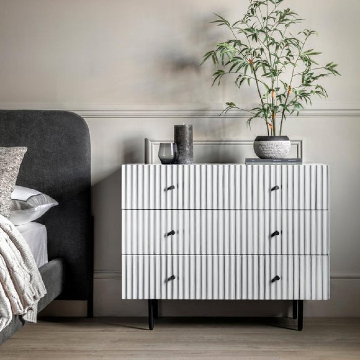 Return - Baybridge 3 Drawer Chest – image 1