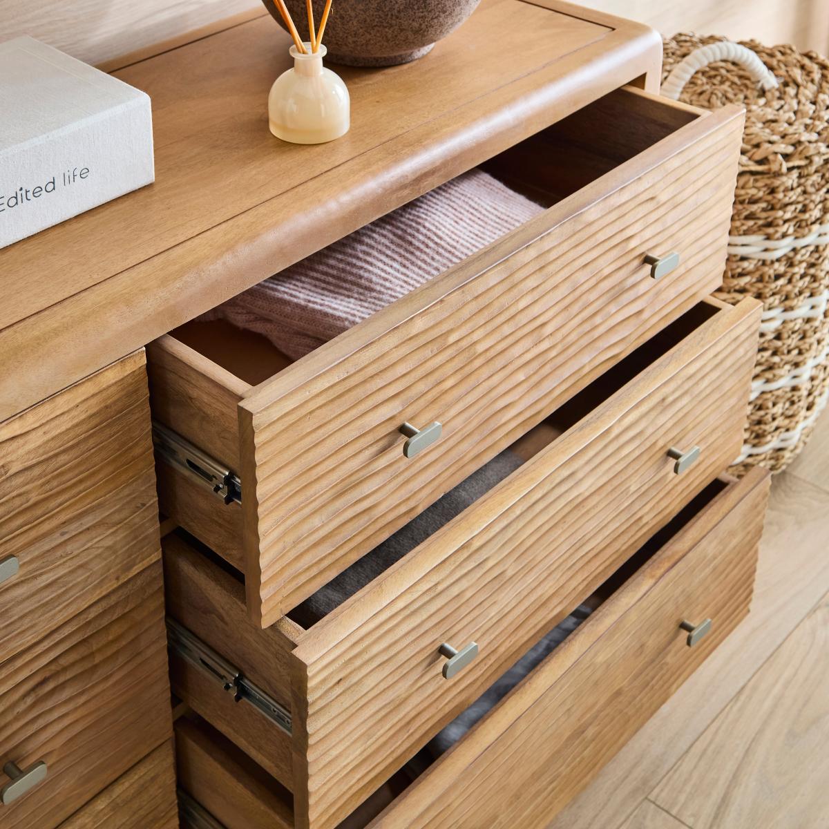 Olsson Hand Carved 6 Drawer Chest – image 3