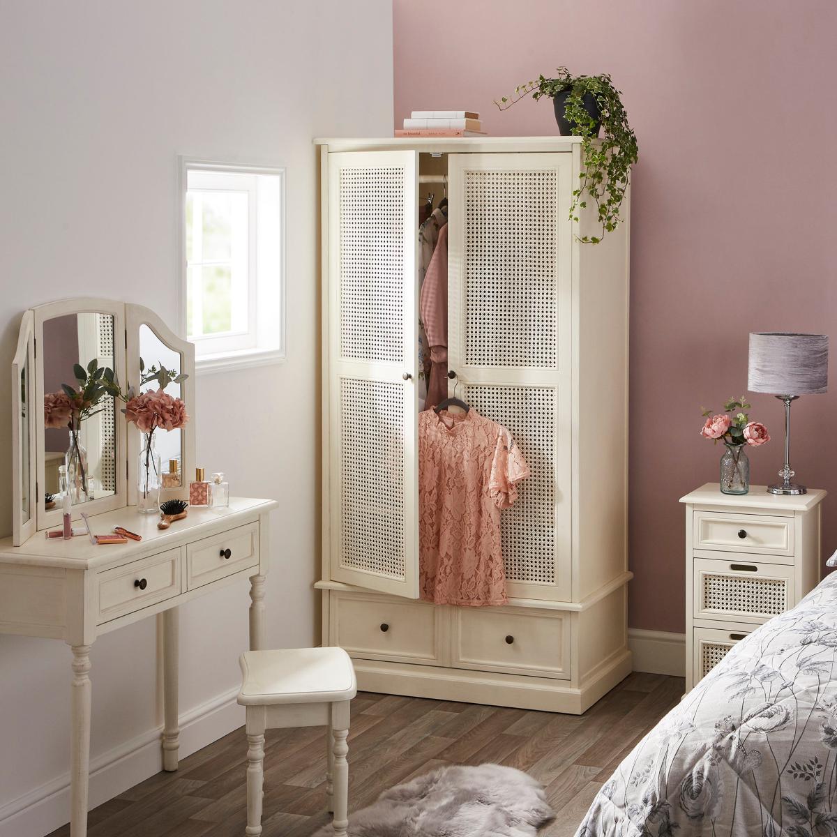 Lucy Cane Cream 7 Drawer Chest White – image 2