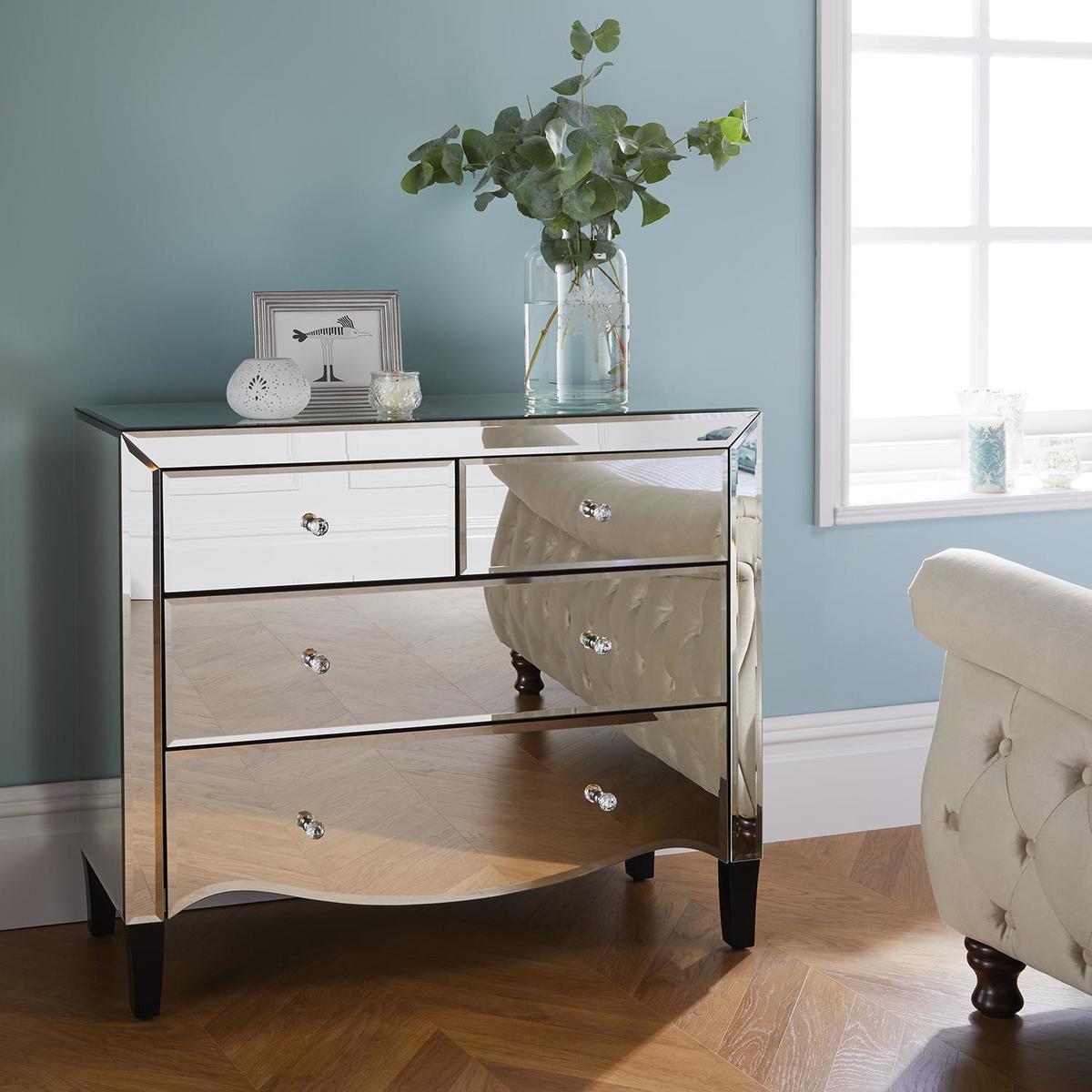 Palermo 2 Over 2 Drawer Chest Silver – image 3