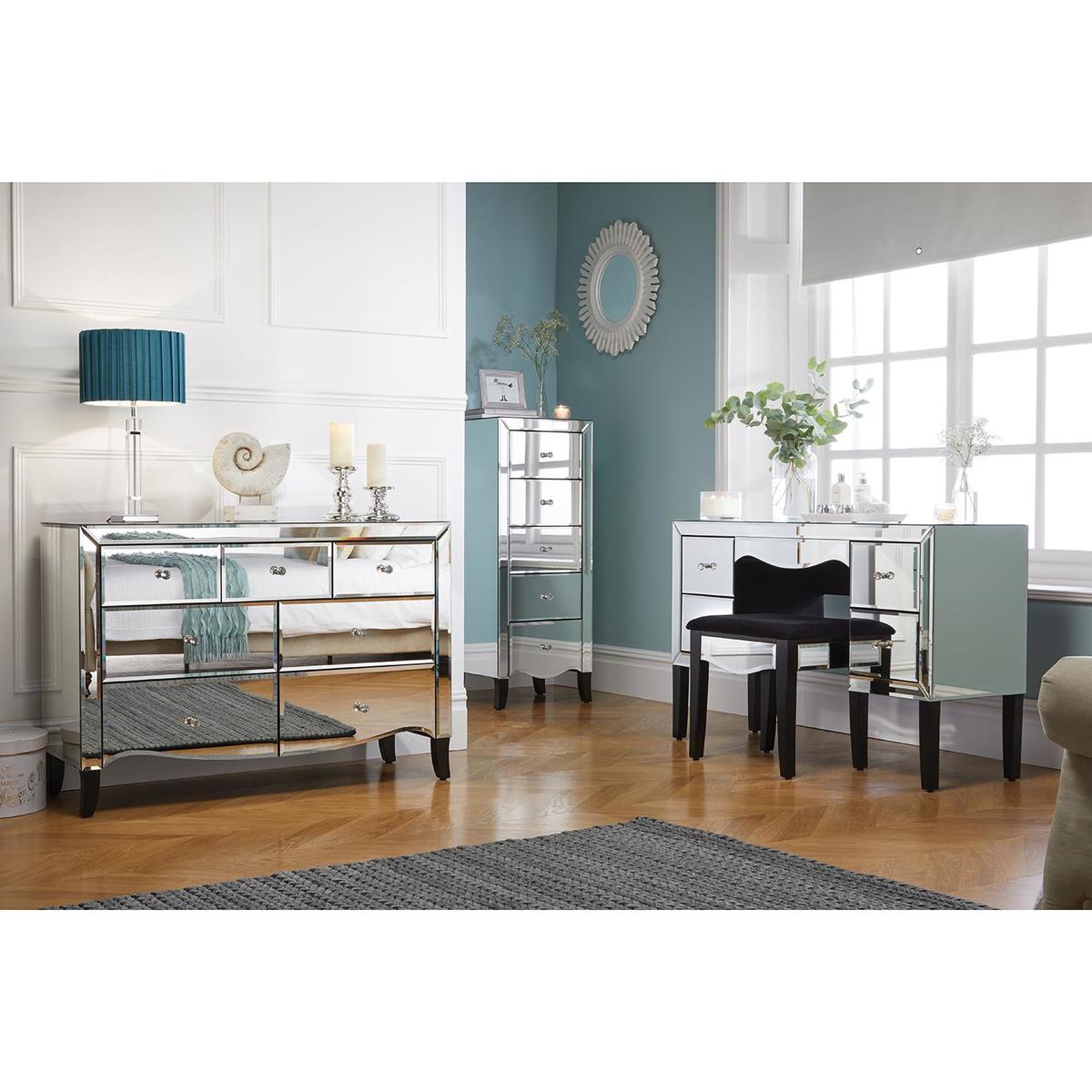 Palermo 2 Over 2 Drawer Chest Silver – image 7
