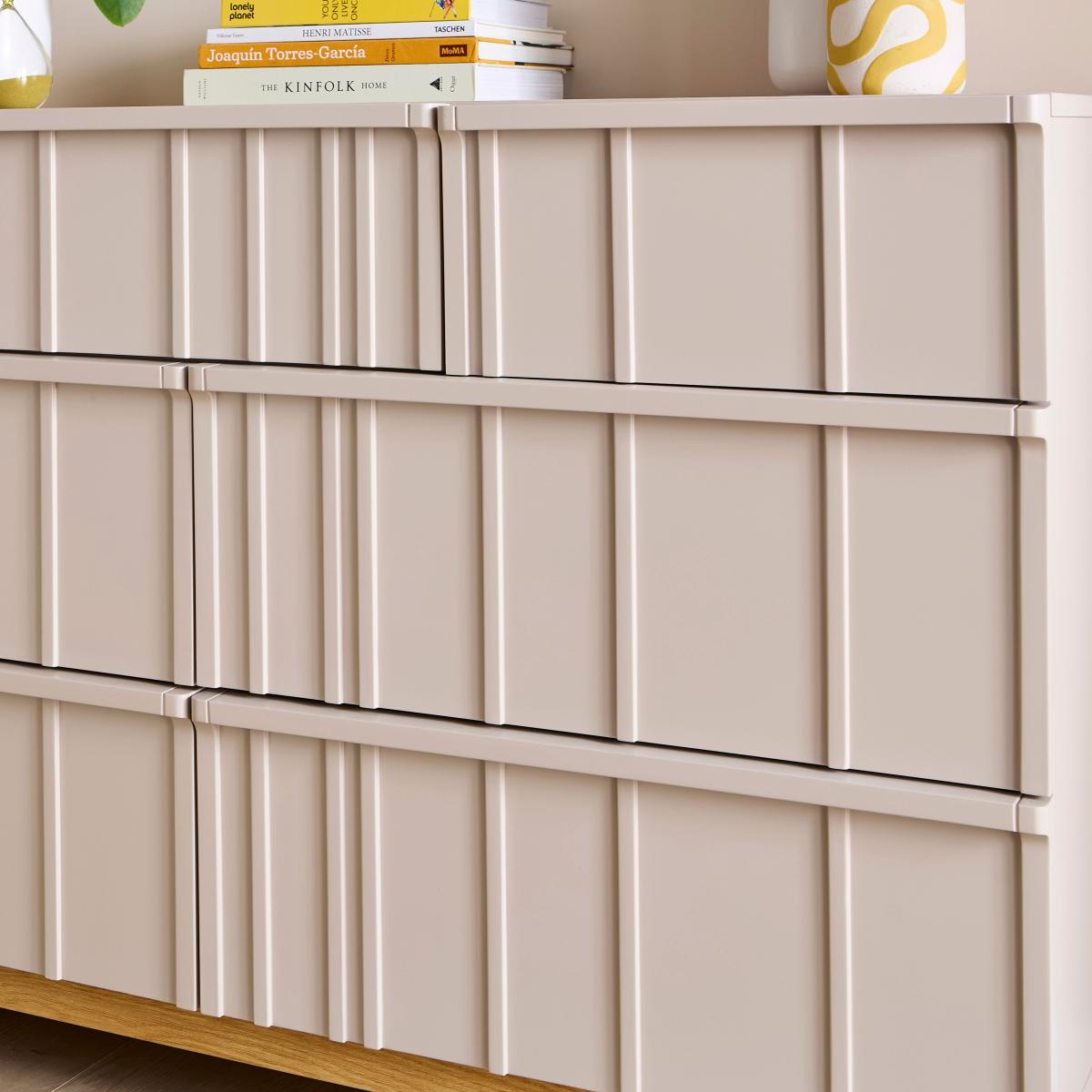 Elements Thompson Wide 7 Drawer Chest, Mushroom Mushroom (Grey) – image 4